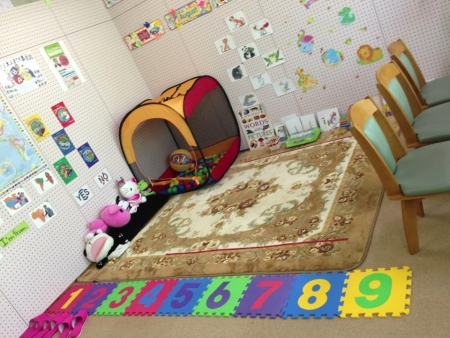 child_room_03.jpg(137927 byte)